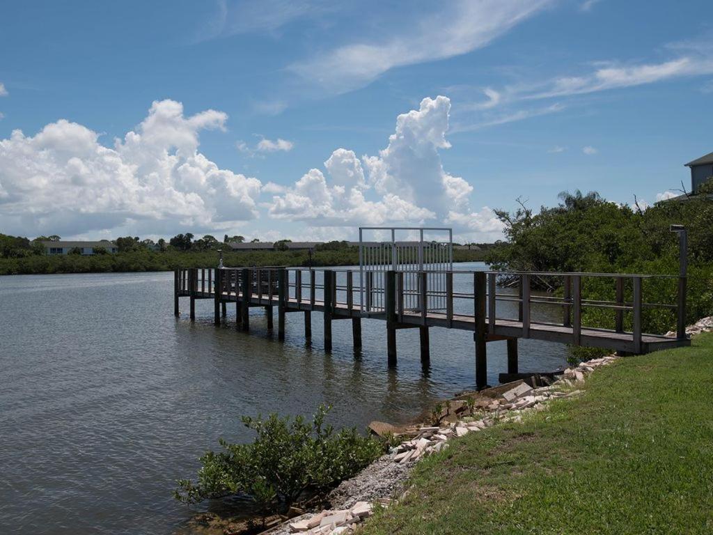 Gulf Retreat 2: Magnificent Water Views, Steps To Beach, None Cleaner, None Nicer! クリアウォーター・ビーチ エクステリア 写真
